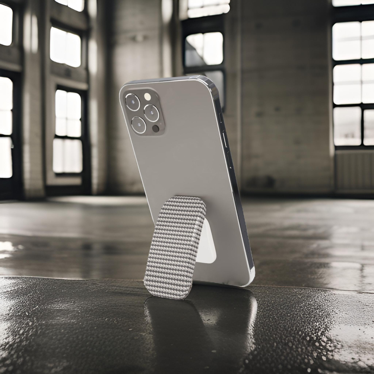 Glam and Glow Phone Grip  | Secure & Stylish Accessory